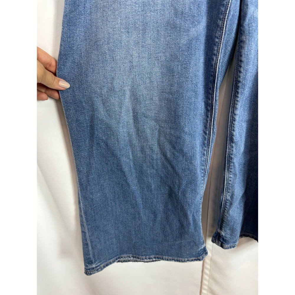 American Eagle Super High-Rise Baggy Wide Leg Jeans Medium Wash Size 12 Short - Picture 2 of 8